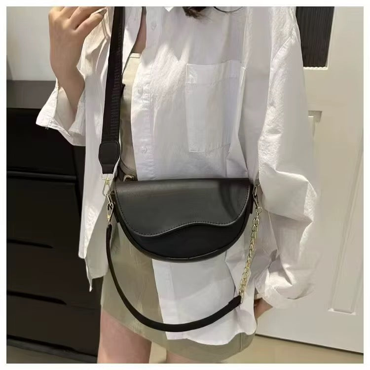 ‏cross body bag